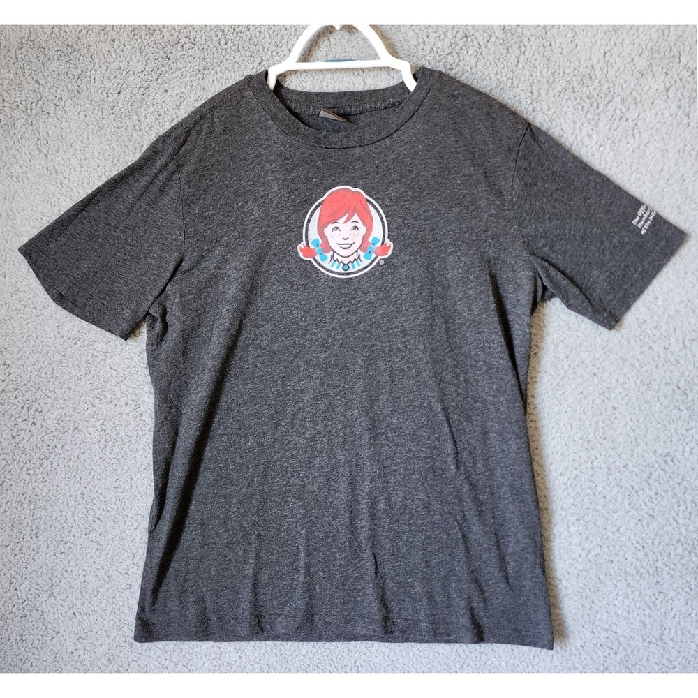 Barco Uniforms Wendy's T-Shirt‎ Men Large Gray This Chicken Is Fire NCAA Graphic